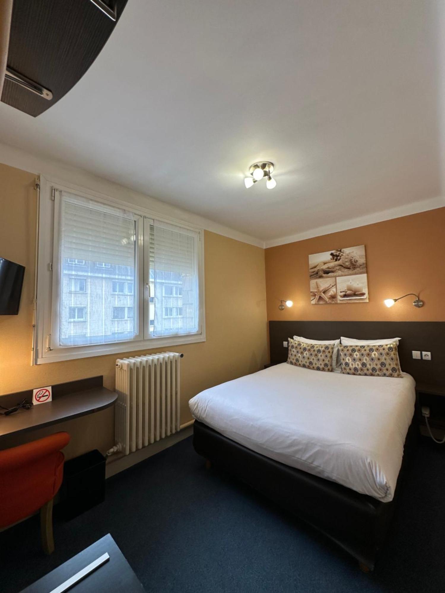 Hotel De Caen Bilik gambar