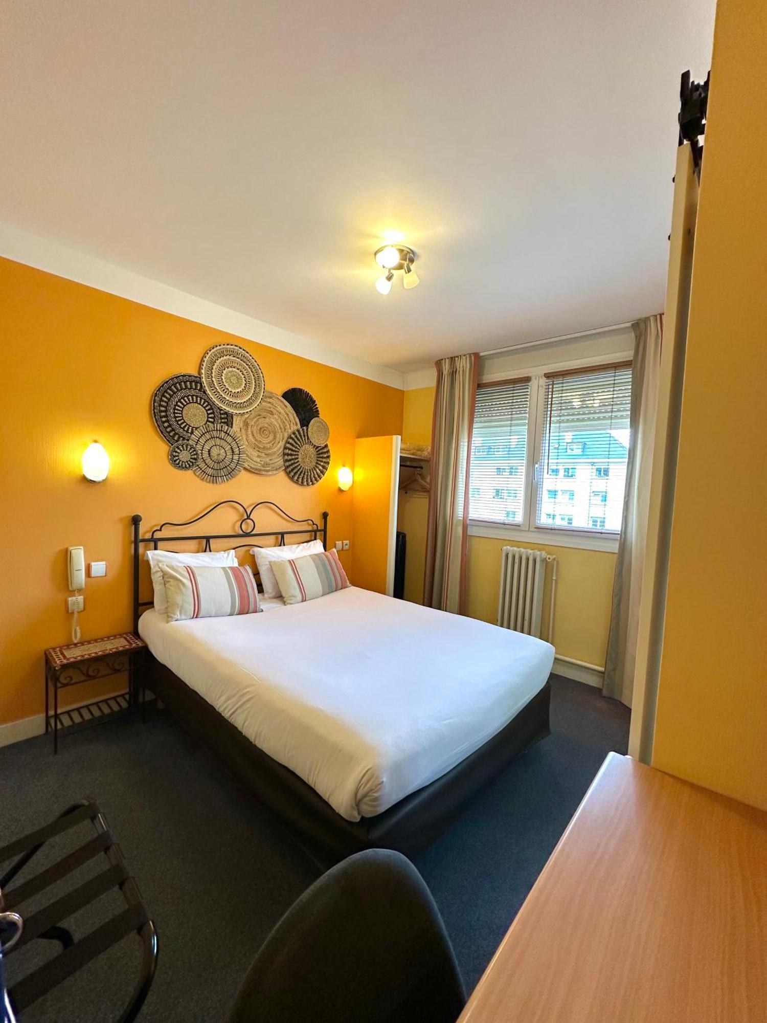 Hotel De Caen Bilik gambar